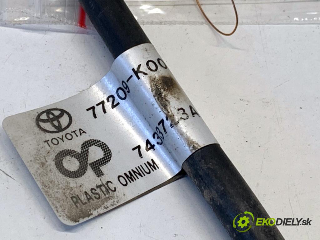 TOYOTA YARIS IV liftback 2022 92 kW 1.5 (MXPA11) 1490 Rúrka PALIVO: 77209-K0040