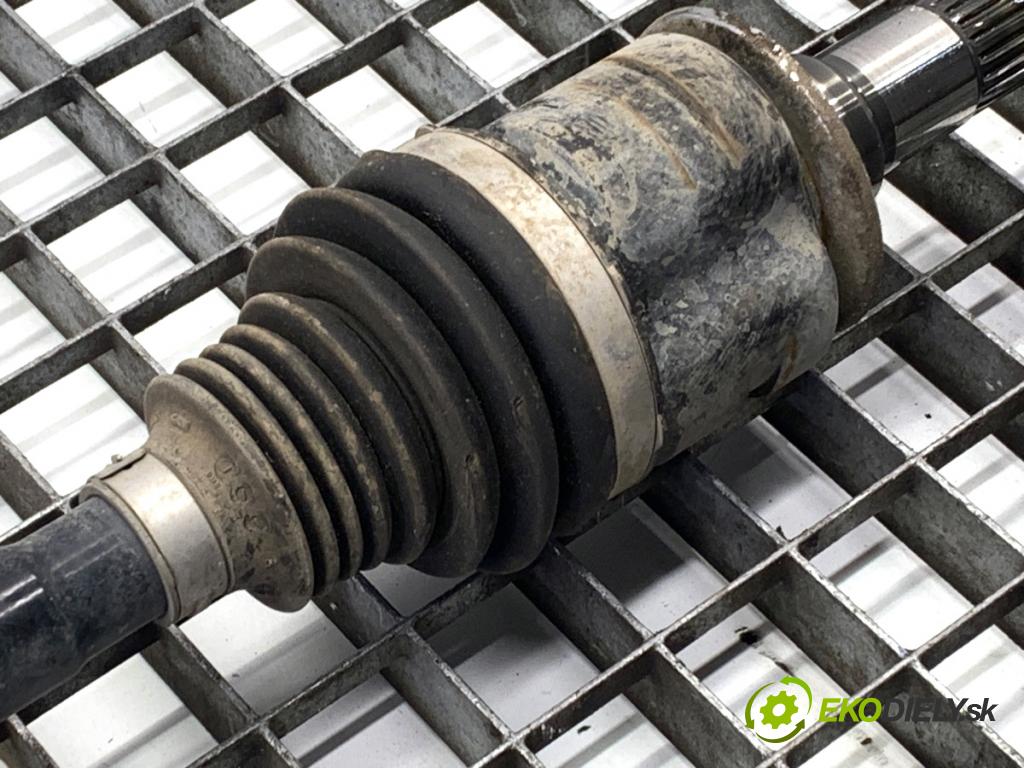 TOYOTA YARIS IV liftback 2022 92 kW 1.5 (MXPA11) 1490 Poloos ľavy predný