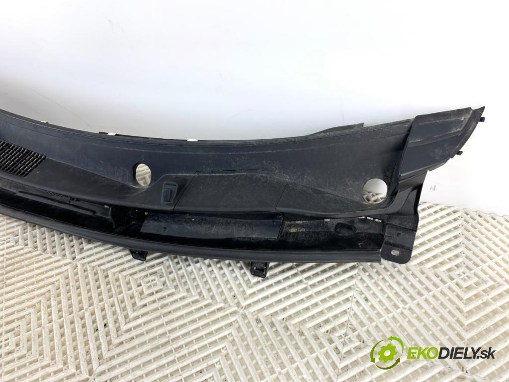 TOYOTA YARIS IV liftback 2022 92 kW 1.5 (MXPA11) 1490 Torpédo, plast pod čelné okno 55708-K0030 (Torpédo (plast pod čelným sklom))
