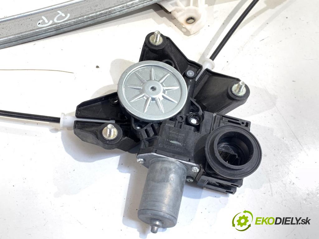 TOYOTA YARIS IV liftback 2022 92 kW 1.5 (MXPA11) 1490 Mechanizmus okna pravy predný 85710-K0020