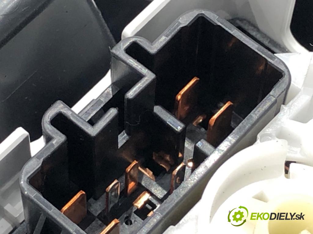 TOYOTA YARIS IV liftback 2022 92 kW 1.5 (MXPA11) 1490 Panel ovládania kúrenia 55406-K0030 (Prepínacie páčky pod volantom)