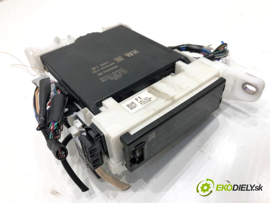 TOYOTA YARIS IV liftback 2022 92 kW 1.5 (MXPA11) 1490 Modul BSI 89221-K0020 (Poistková skrinka)