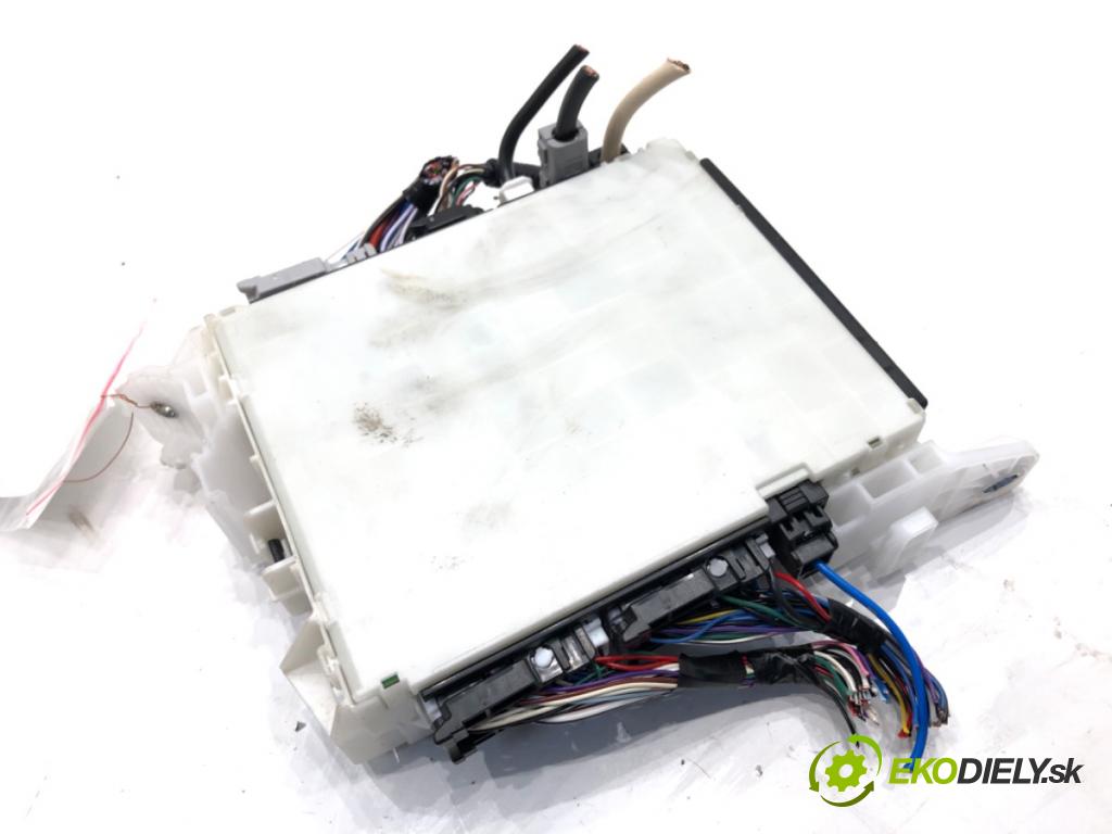 TOYOTA YARIS IV liftback 2022 92 kW 1.5 (MXPA11) 1490 Modul BSI 89221-K0020 (Poistková skrinka)