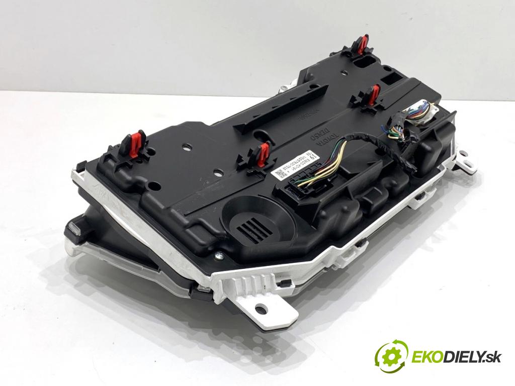 TOYOTA YARIS IV liftback 2022 92 kW 1.5 (MXPA11) 1490 Prístrojovka 83800-K0191 (Prístrojová doska)