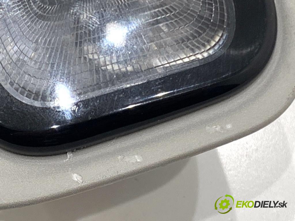 TOYOTA YARIS IV liftback 2022 92 kW 1.5 (MXPA11) 1490 Svetlo stropné 81260-K0100