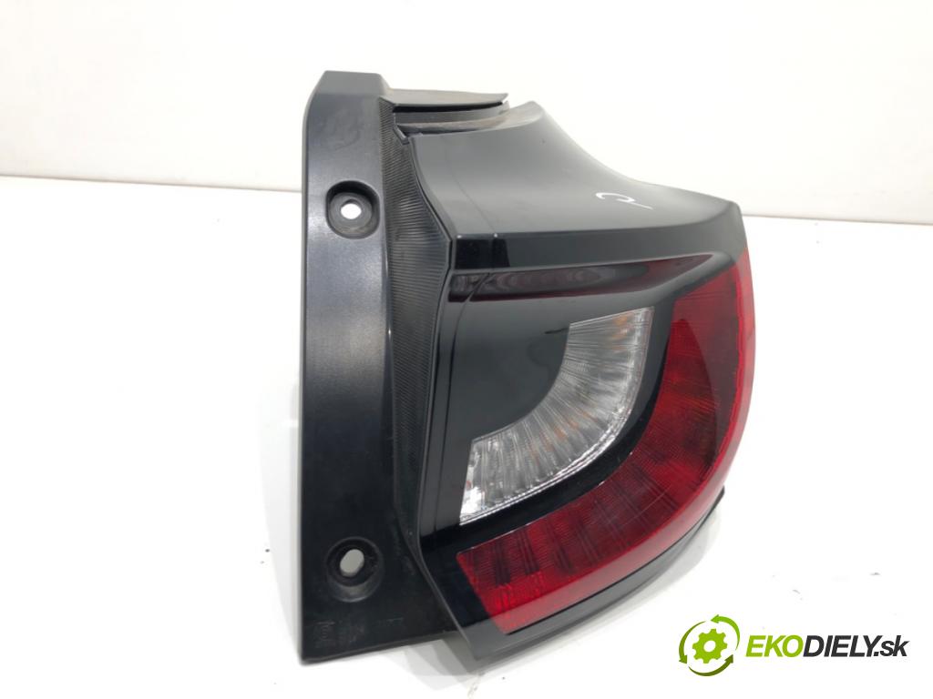 TOYOTA YARIS IV liftback 2022 92 kW 1.5 (MXPA11) 1490 Svetlo pravy zad