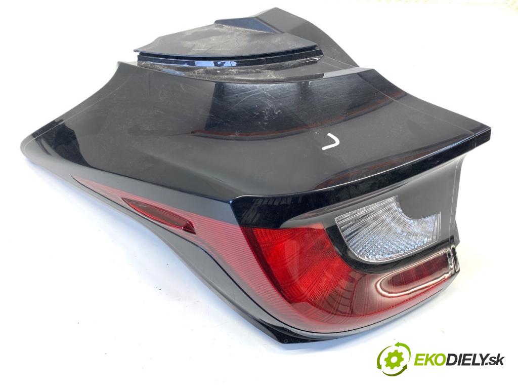 TOYOTA YARIS IV liftback 2022 92 kW 1.5 (MXPA11) 1490 světlo levý zadní část 