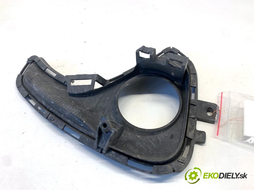 TOYOTA YARIS IV liftback 2022 92 kW 1.5 (MXPA11) 1490 Mriežky nárazníka ľavy predný 52113-0D250