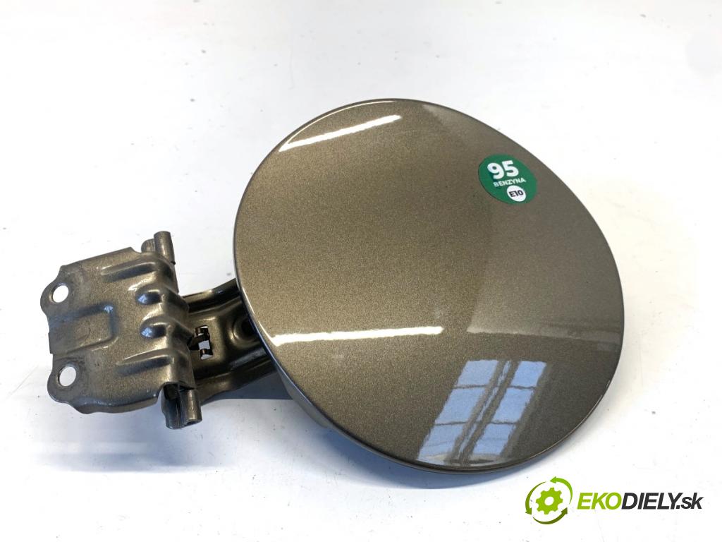 TOYOTA YARIS IV liftback 2022 92 kW 1.5 (MXPA11) 1490 Dvierka nádrže paliva  (Kľučka dverí ostatné)