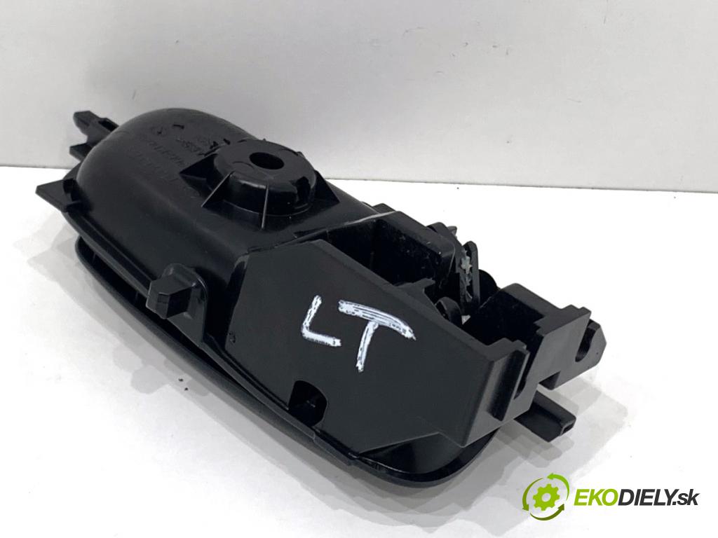 TOYOTA YARIS IV liftback 2022 92 kW 1.5 (MXPA11) 1490 Kľučka vnútorná ľavy zad 69206-K0050