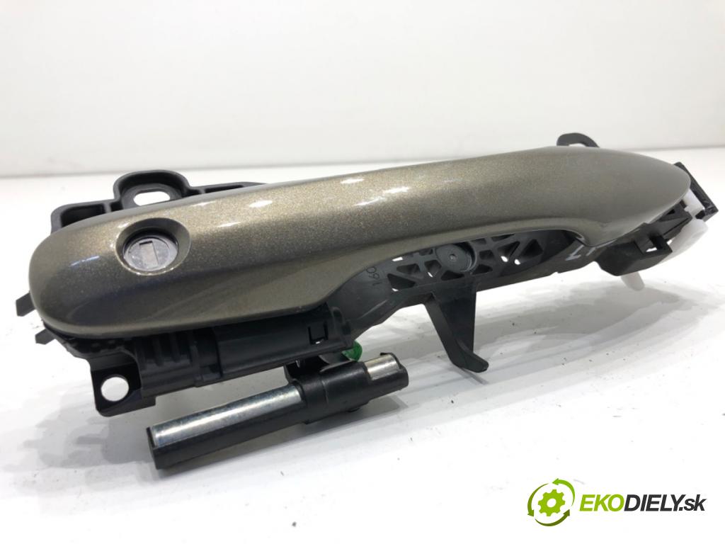 TOYOTA YARIS IV liftback 2022 92 kW 1.5 (MXPA11) 1490 klika vnejší levý přední část 