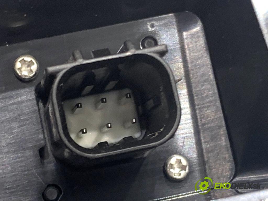 TOYOTA YARIS IV liftback 2022 92 kW 1.5 (MXPA11) 1490 KAMERA ZPĚT: 86790-K0010