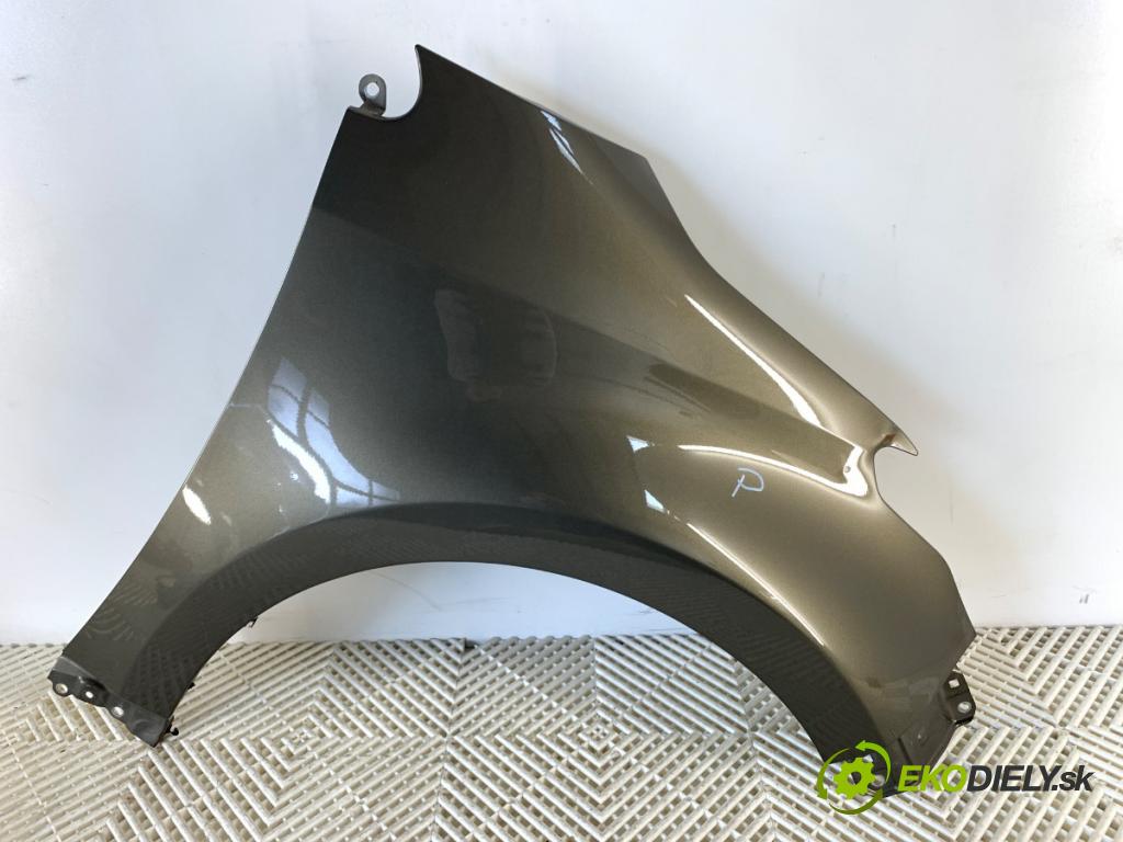 TOYOTA YARIS IV liftback 2022 92 kW 1.5 (MXPA11) 1490 Blatník pravy predný 