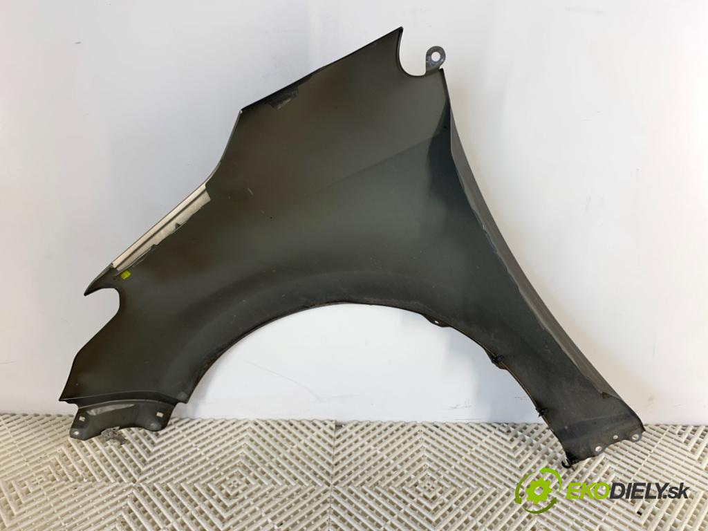 TOYOTA YARIS IV liftback 2022 92 kW 1.5 (MXPA11) 1490 blatník pravý přední část