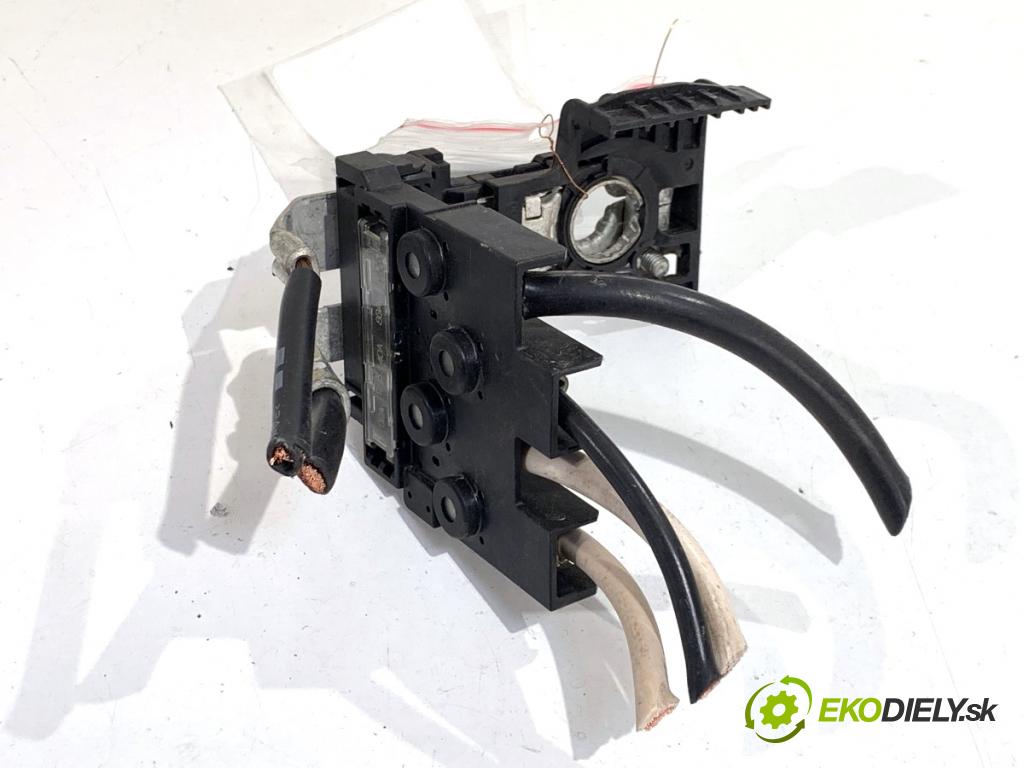 TOYOTA YARIS IV liftback 2022 92 kW 1.5 (MXPA11) 1490 svorka plus 82670-K0010