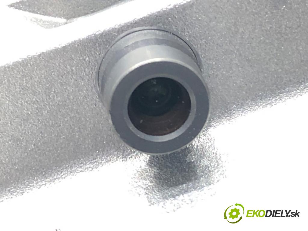 TOYOTA YARIS IV liftback 2022 92 kW 1.5 (MXPA11) 1490 KAMERA okna prednej 8646C-0W040