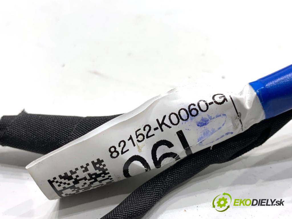 TOYOTA YARIS IV liftback 2022 92 kW 1.5 (MXPA11) 1490 Káblovačka Dvere predný ľavy 82152-K0060