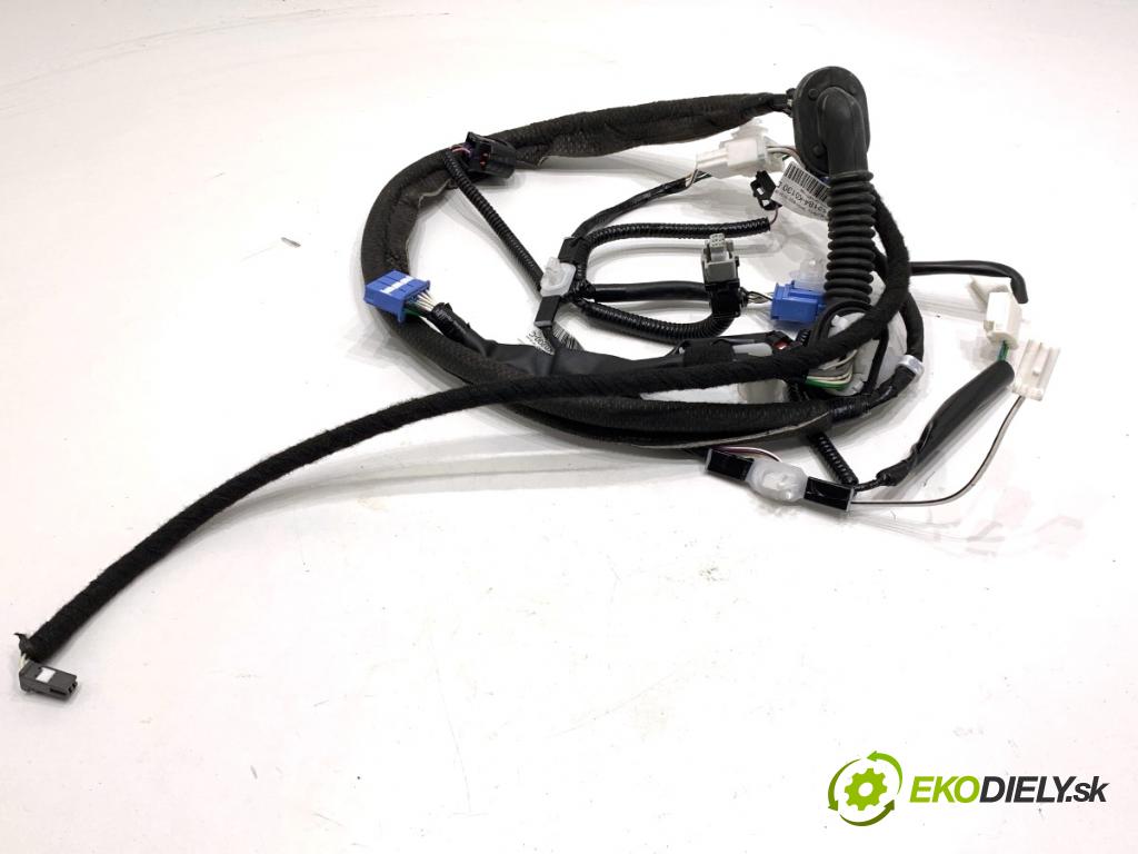 TOYOTA YARIS IV liftback 2022 92 kW 1.5 (MXPA11) 1490 Káblovačka dverí kufra zad 82184-K0130