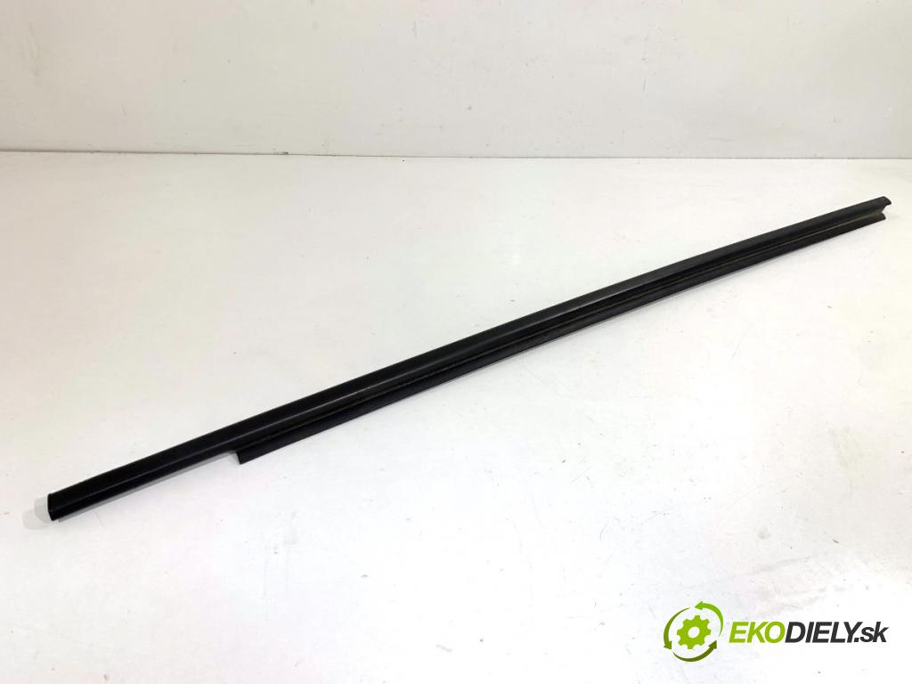 TOYOTA YARIS IV liftback 2022 92 kW 1.5 (MXPA11) 1490 Lišta Sbírání: predný ľavy