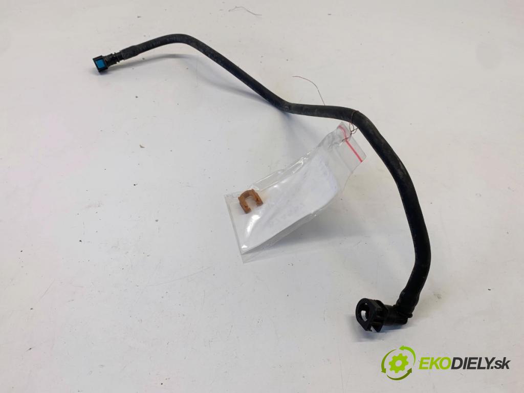 TOYOTA YARIS IV liftback 2022 92 kW 1.5 (MXPA11) 1490 Rúrka PALIVO: 