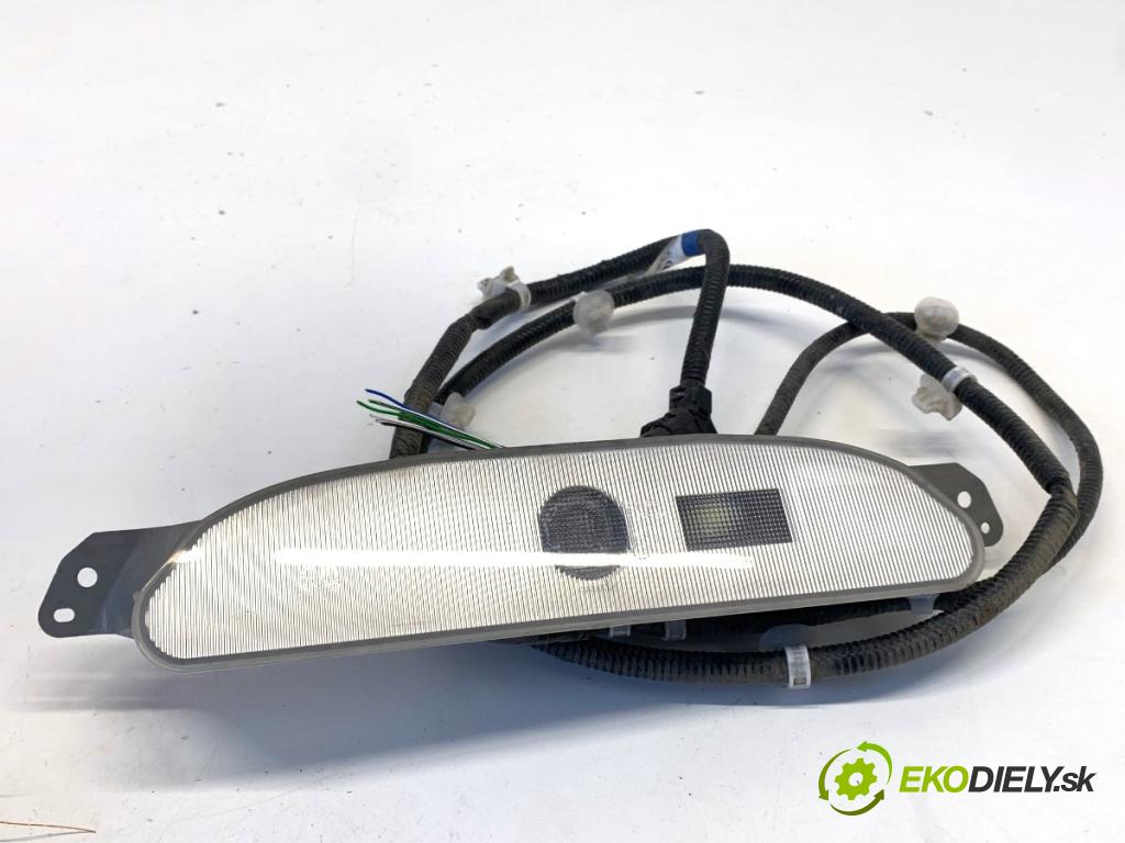 TOYOTA YARIS IV liftback 2022 92 kW 1.5 (MXPA11) 1490 Svetlo Svetlo ZPĚT: 82182-0D570