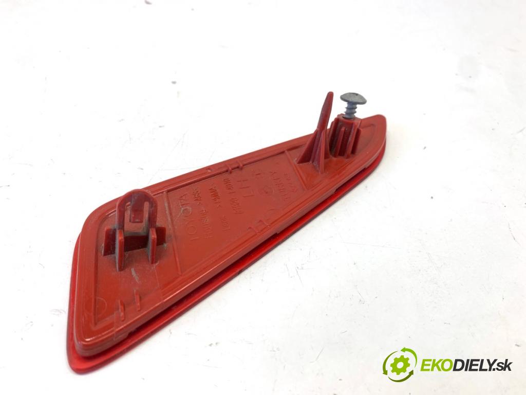 TOYOTA YARIS IV liftback 2022 92 kW 1.5 (MXPA11) 1490 reflexne nárazníka ľavy zad 81920-F4010