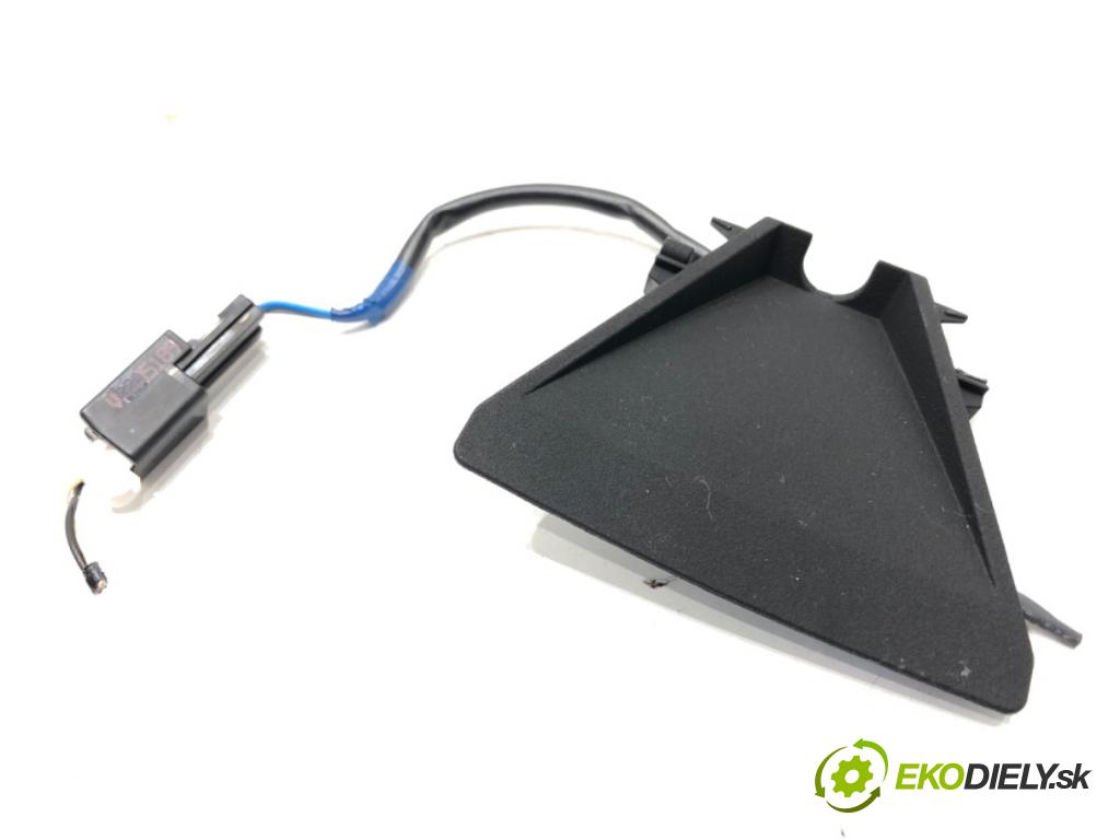 TOYOTA YARIS IV liftback 2022 92 kW 1.5 (MXPA11) 1490 Rámček Ohrievač Clona RADAR: na okno: 86461-K0010