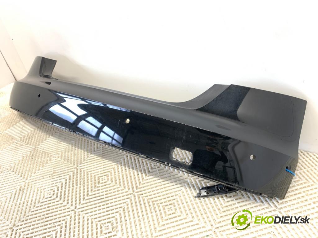 AUDI A8 D4 sedan 2015 368 kW 6.3 W12 quattro 6299 Nárazník zad  (Kľučka dverí ostatné)