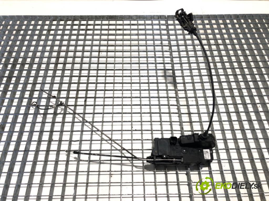 RENAULT TRUCKS T Platforma / podwozie 2020 338 kW T460 338 kW [460 KM] olej napędowy 2013 - 2022 10837 zámok dveře levý přední část 23333163