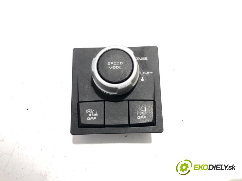 RENAULT TRUCKS T Platforma / podwozie 2020 338 kW T460 338 kW [460 KM] olej napędowy 2013 - 2022 10837 přepínač tempomatu 22307046