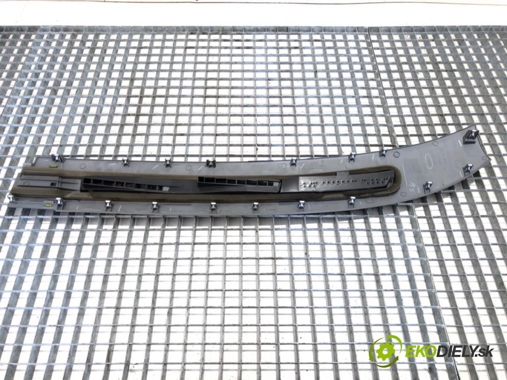 RENAULT TRUCKS T Platforma / podwozie 2020 338 kW T460 338 kW [460 KM] olej napędowy 2013 - 2022 10837 Torpédo, plast pod čelné okno pravé 82562163