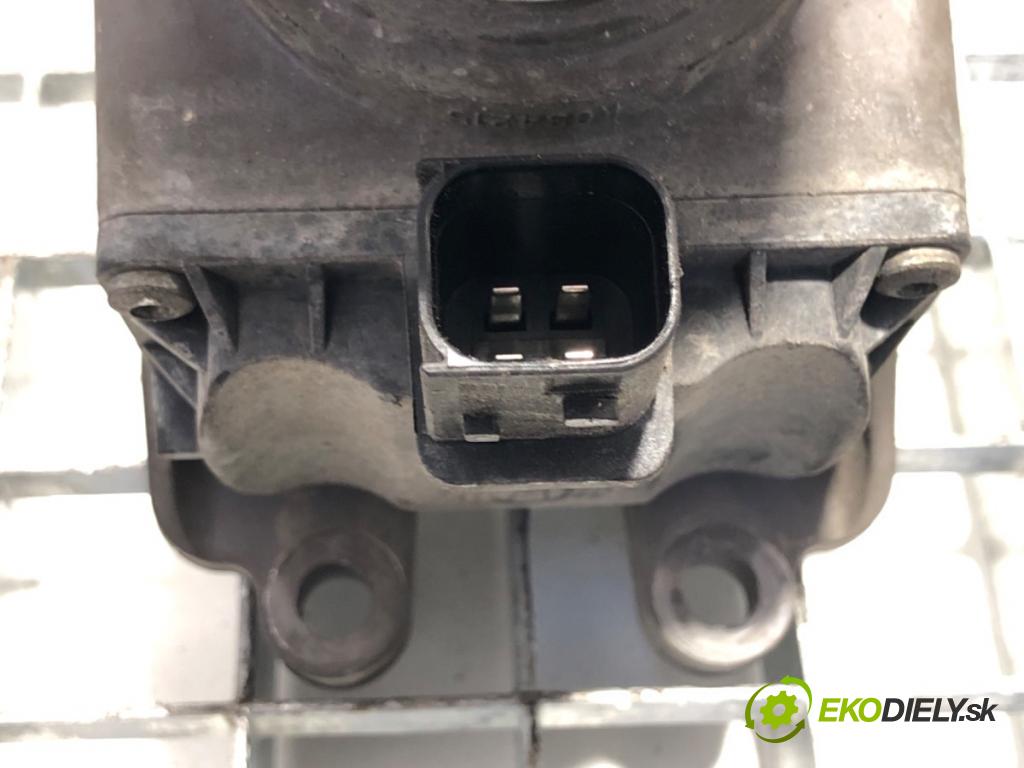 RENAULT TRUCKS T Platforma / podwozie 2020 338 kW T460 338 kW [460 KM] olej napędowy 2013 - 2022 10837 Ventil hlavný brzdy K046640