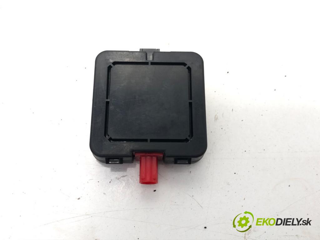 RENAULT TRUCKS T Platforma / podwozie 2020 338 kW T460 338 kW [460 KM] olej napędowy 2013 - 2022 10837 ANTENA 23056607