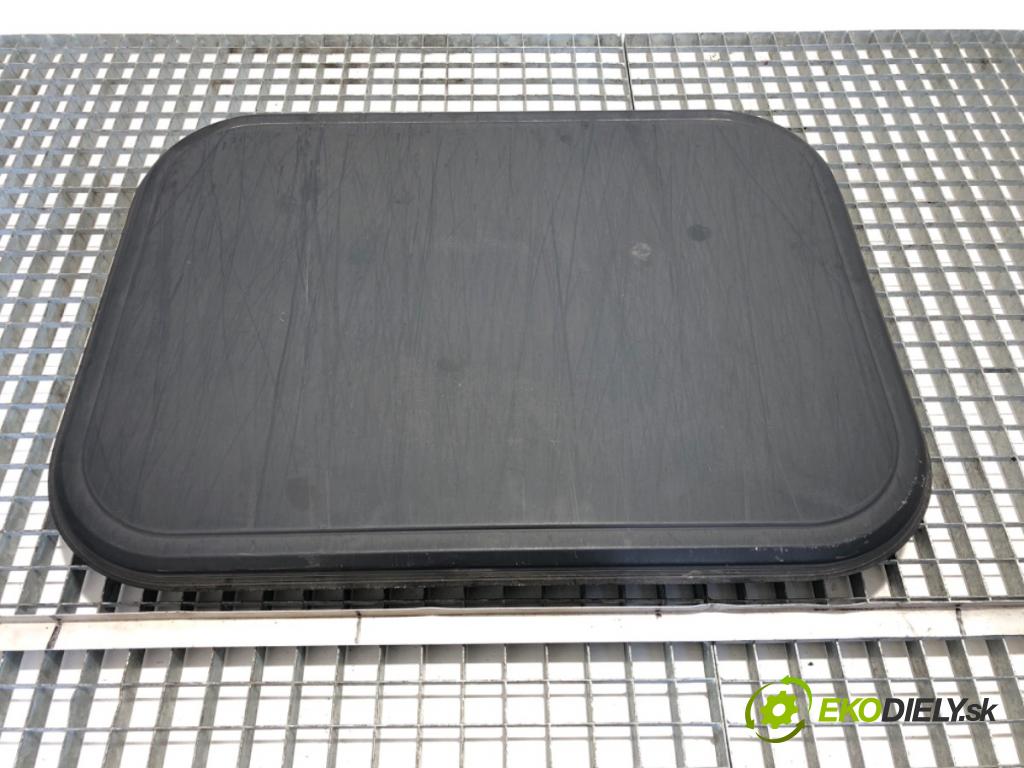 RENAULT TRUCKS T Platforma / podwozie 2020 338 kW T460 338 kW [460 KM] olej napędowy 2013 - 2022 10837 střešní okno 7484505331 (Sklo karoserie)