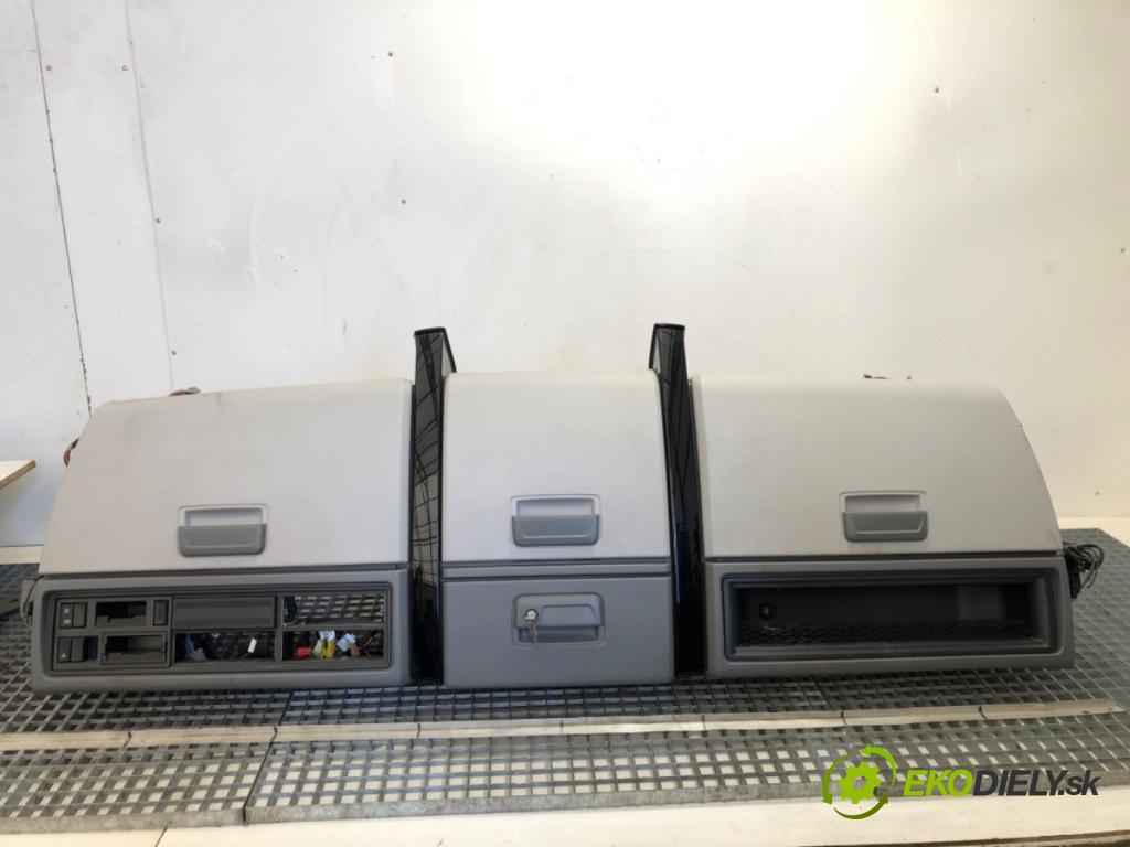 RENAULT TRUCKS T Platforma / podwozie 2020 338 kW T460 338 kW [460 KM] olej napędowy 2013 - 2022 10837 Pláto Priehradka, kastlík horný kabína 