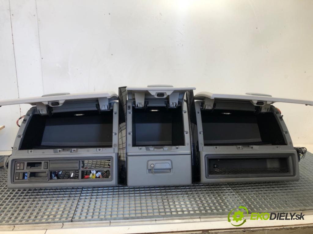 RENAULT TRUCKS T Platforma / podwozie 2020 338 kW T460 338 kW [460 KM] olej napędowy 2013 - 2022 10837 Pláto Priehradka, kastlík horný kabína