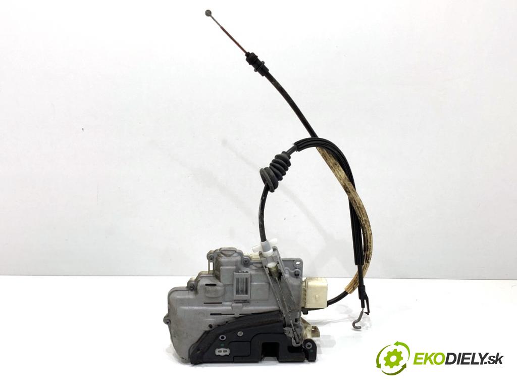 VW PASSAT B7 Kombi 2012 118 kW 1.8 TSI 1798 zámok Dvere ľavy predný 3C1837015A