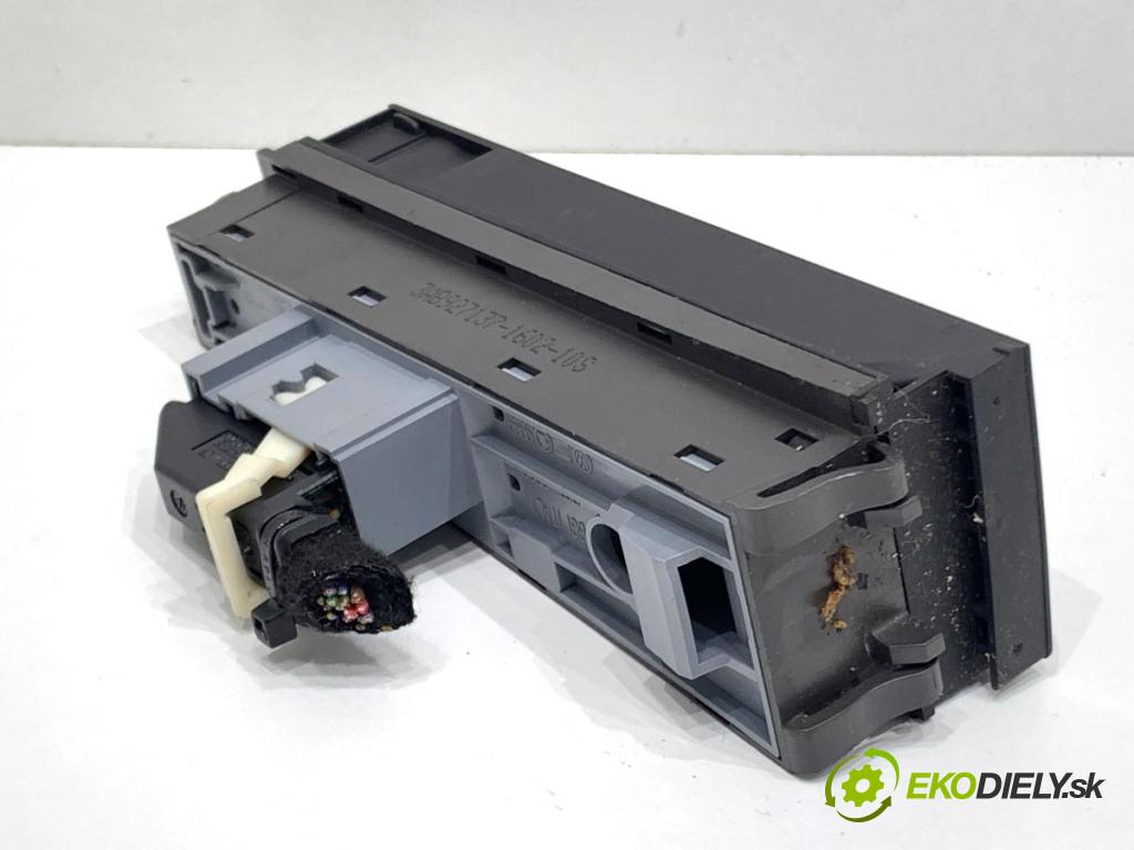 VW PASSAT B7 Kombi 2012 118 kW 1.8 TSI 1798 Spínač brzdy ručnej brzdy 3AB927137 (Prepínacie páčky pod volantom)