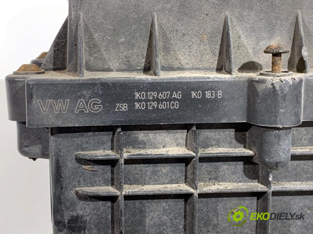 VW PASSAT B7 Kombi 2012 118 kW 1.8 TSI 1798 Obal filtra vzduchu 1K0129607AG (Obal vzduchového filtra)