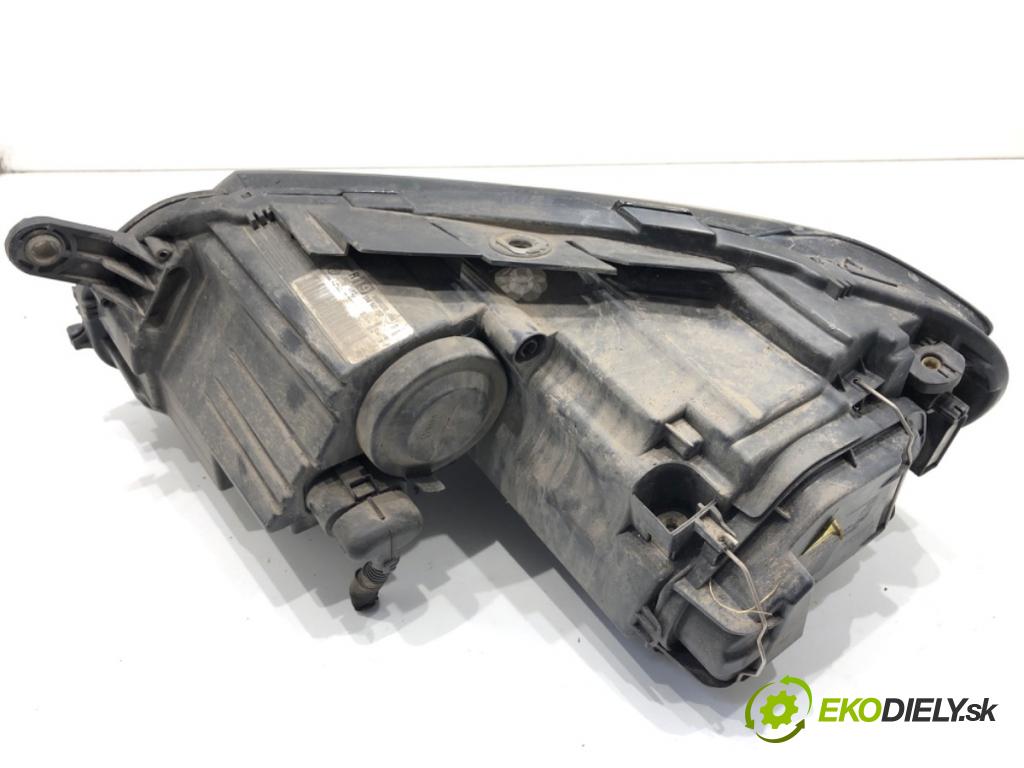 VW PASSAT B7 Kombi 2012 118 kW 1.8 TSI 1798 Svetlomet pravy predný XENON 3AB941752