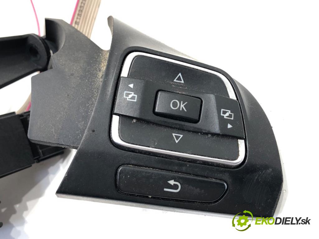 VW PASSAT B7 Kombi 2012 118 kW 1.8 TSI 1798 SPÍNAČE: volantu 3C8959537D