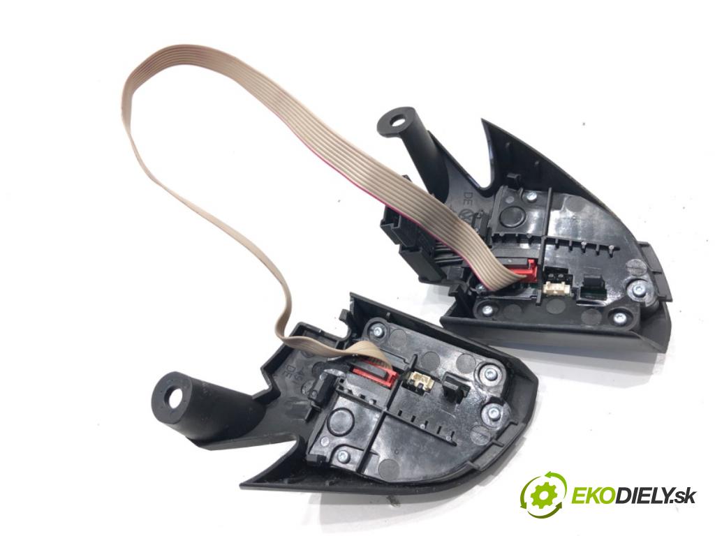 VW PASSAT B7 Kombi 2012 118 kW 1.8 TSI 1798 SPÍNAČE: volantu 3C8959537D