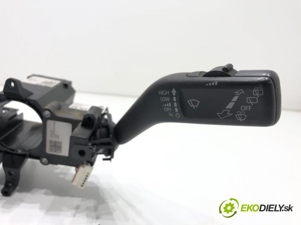 VW PASSAT B7 Kombi 2012 118 kW 1.8 TSI 1798 Prepínač kombinovaný 3C9953501BN 3C9953502B (Prepínacie páčky pod volantom)