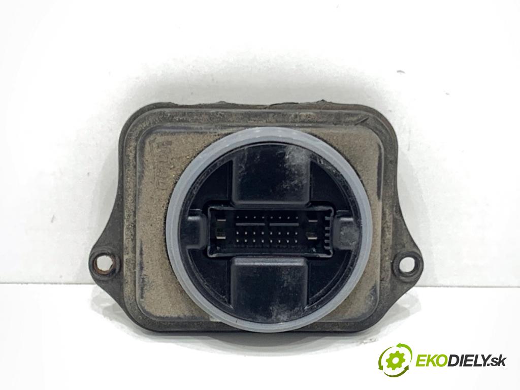 VW PASSAT B7 Kombi 2012 118 kW 1.8 TSI 1798 měnič XENON 3D0941329B (Řídící jednotka xenonu)