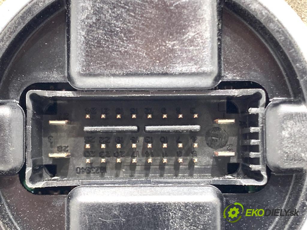 VW PASSAT B7 Kombi 2012 118 kW 1.8 TSI 1798 měnič XENON 3D0941329B (Řídící jednotka xenonu)