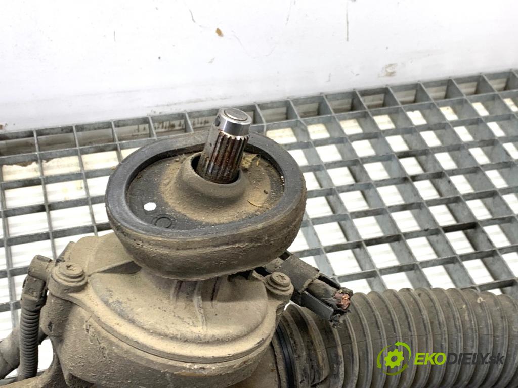 VW PASSAT B7 Kombi 2012 118 kW 1.8 TSI 1798 riadenie volantu Riadenie