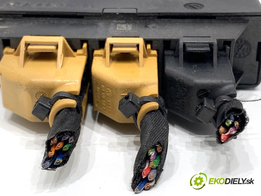 VW PASSAT B7 Kombi 2012 118 kW 1.8 TSI 1798 Modul PDC 3AE919475B (Riadiaca jednotka ostatné)