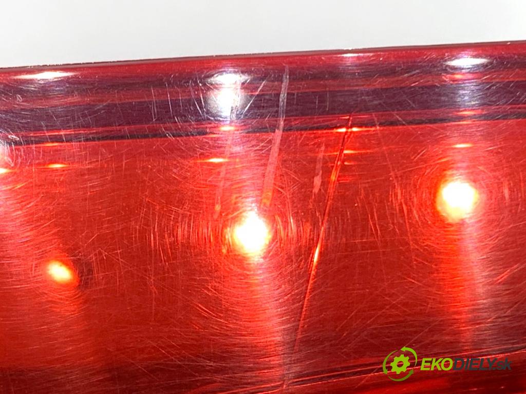 VW PASSAT B7 Kombi 2012 118 kW 1.8 TSI 1798 Svetlo ľavy zad 3AF945309