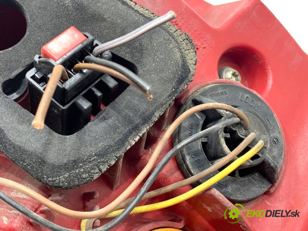 VW PASSAT B7 Kombi 2012 118 kW 1.8 TSI 1798 Svetlo ľavy zad 3AF945309