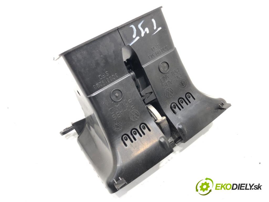 VW PASSAT B7 Kombi 2012 118 kW 1.8 TSI 1798 Mriežky kúrenia zad 3AA819203